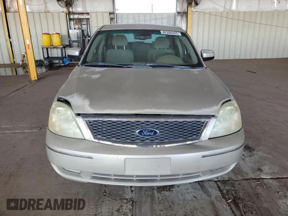 ✅ 2005 Ford Five Hundred SEL • VIN: 1FAFP24125G180543 • Лот: 82204425. Опубликован ранее на Copart с пробегом 158 584 миль. Бесплатный доступ к архиву аукционных продаж из США и подробный отчёт об истории автомобиля на DreamBid. Изображение 5.