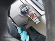 ✅ 2006 Volkswagen Passat • VIN: WVWBU73C26P158075 • Lot: 41872653. Wystawiony na IAAI z przebiegiem 126 576 mil. Bezpłatny archiwum sprzedaży aukcyjnych z USA i szczegółowy raport historii pojazdu na DreamBid. Zdjęcie 11.