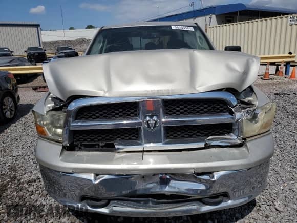 2009 Dodge 1500 Sport z VIN 1D3HB13T19J515435, wystawiony jako Copart lot #58505585 z przebiegiem 179 437 mil mil oraz Szkoda całkowita • Salvage title. Historia ofert i sprzedaży dostępna na DreamBid. Obrazek 5.