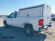 ✅ 2009 Chevrolet Silverado 2500HD Work Truck • VIN: 1GCHC49KX9E143978 • Lot: 43638901. Wystawiony na IAAI z przebiegiem 120 149 mil. Bezpłatny archiwum sprzedaży aukcyjnych z USA i szczegółowy raport historii pojazdu na DreamBid. Zdjęcie 3.