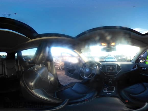 ✅ 2016 Jeep Cherokee Limited • VIN: 1C4PJMDS6GW199271 • Lot: 43803373. Wystawiony na IAAI z przebiegiem 100 871 mil. Bezpłatny archiwum sprzedaży aukcyjnych z USA i szczegółowy raport historii pojazdu na DreamBid. Zdjęcie 19.