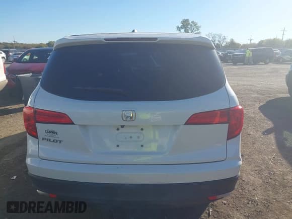 ✅ 2017 Honda Pilot EX-L • VIN: 5FNYF5H51HB005946 • Лот: 43580731. Опубликован ранее на IAAI с пробегом 93 065 миль. Бесплатный доступ к архиву аукционных продаж из США и подробный отчёт об истории автомобиля на DreamBid. Изображение 16.