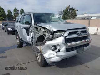 ✅ 2014 Toyota 4Runner Limited • VIN: JTEBU5JR1E5175998 • Лот: 43525713. Опубликован ранее на IAAI с пробегом 163 532 миль. Бесплатный доступ к архиву аукционных продаж из США и подробный отчёт об истории автомобиля на DreamBid. Изображение 1.