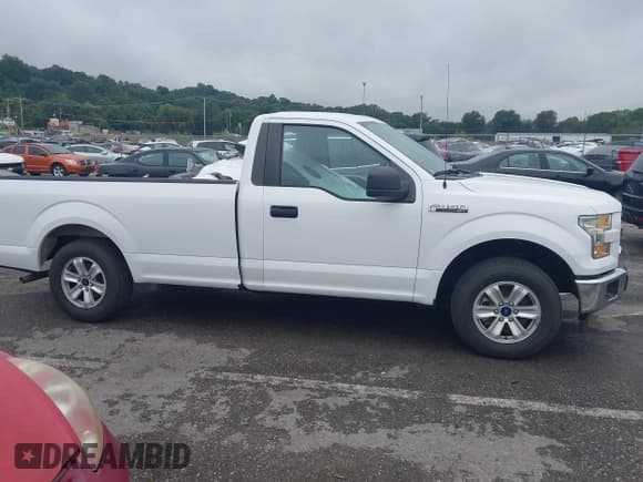✅ 2017 Ford F-150 XL • VIN: 1FTMF1C83HKC32096 • Лот: 43270446. Опубликован ранее на IAAI с пробегом 207 469 миль. Бесплатный доступ к архиву аукционных продаж из США и подробный отчёт об истории автомобиля на DreamBid. Изображение 13.