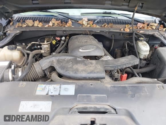 ✅ 2004 Chevrolet Suburban LT • VIN: 1GNFK16Z44J180705 • Lot: 43206216. Listed on IAAI with 375,620 mi. Free auction sales archive from the USA and detailed vehicle history report at DreamBid. Image 10.