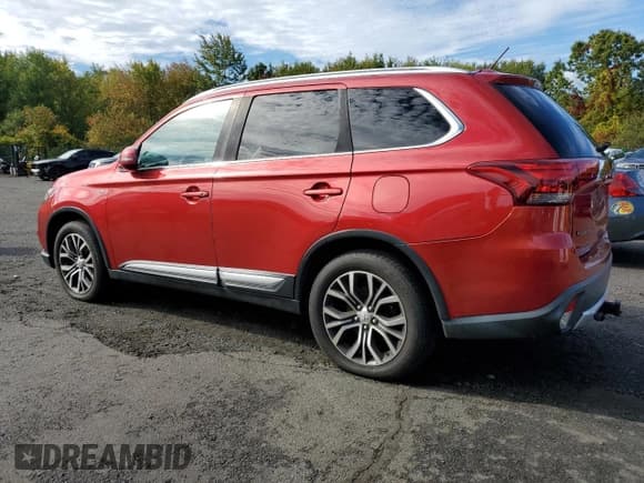 ✅ 2016 Mitsubishi Outlander GT • VIN: JA4JZ4AX1GZ050287 • Lot: 81517845. Listed on Copart with 111,397 mi. Free auction sales archive from the USA and detailed vehicle history report at DreamBid. Image 2.