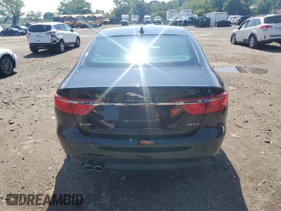 ✅ 2017 Jaguar XF 20d Premium • VIN: SAJBD4BN6HCY42642 • Lot: 64603755. Listed on Copart with 38,791 mi. Free auction sales archive from the USA and detailed vehicle history report at DreamBid. Image 6.