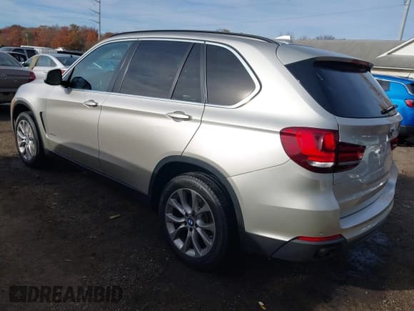 ✅ 2016 BMW X5 xDrive35i • VIN: 5UXKR0C5XG0P29024 • Lot: 43597508. Listed on IAAI with 114,195 mi. Free auction sales archive from the USA and detailed vehicle history report at DreamBid. Image 3.