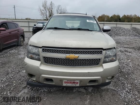 ✅ 2014 Chevrolet Tahoe LTZ • VIN: 1GNSCCE08ER106698 • Lot: 52803935. Listed on Copart with 379,720 mi. Free auction sales archive from the USA and detailed vehicle history report at DreamBid. Image 5.