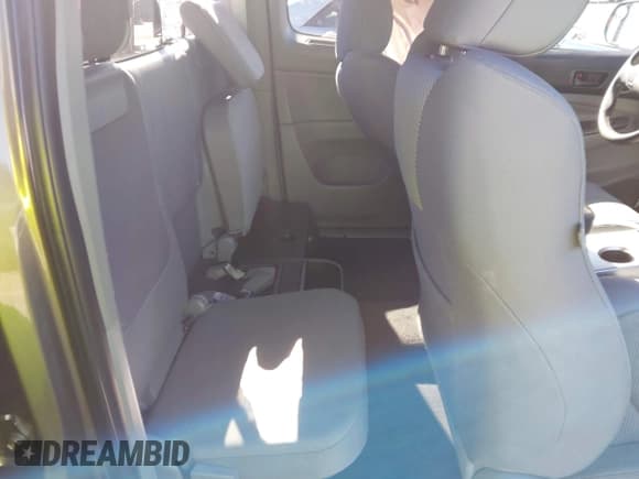 ✅ 2013 Toyota Tacoma • VIN: 5TFUU4EN6DX050125 • Lot: 43504329. Listed on IAAI with 83,431 mi. Free auction sales archive from the USA and detailed vehicle history report at DreamBid. Image 8.