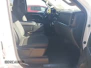 ✅ 2024 GMC Sierra 1500 • VIN: 1GTPHBEK5RZ190996 • Лот: 43595513. Опубликован ранее на IAAI с пробегом 55 062 миль. Бесплатный доступ к архиву аукционных продаж из США и подробный отчёт об истории автомобиля на DreamBid. Изображение 5.