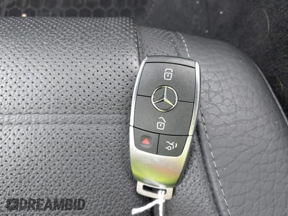 ✅ 2022 Mercedes-Benz GLS 450 • VIN: 4JGFF5KEXNA735791 • Lot: 42265521. Listed on IAAI with 63,070 mi. Free auction sales archive from the USA and detailed vehicle history report at DreamBid. Image 11.