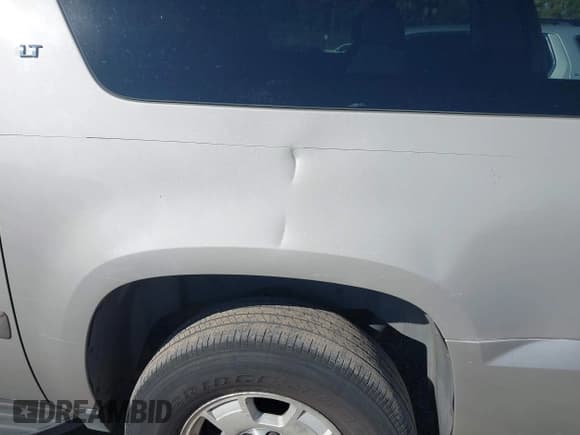 ✅ 2007 Chevrolet Suburban LTZ • VIN: 1GNFK16387J190556 • Lot: 43680994. Listed on IAAI with 264,904 mi. Free auction sales archive from the USA and detailed vehicle history report at DreamBid. Image 6.