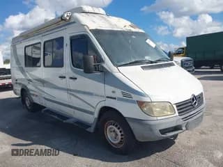 ✅ 2003 Dodge Sprinter • VIN: WD2YD742835560009 • Lot: 43763987. Listed on IAAI with 113,429 mi. Free auction sales archive from the USA and detailed vehicle history report at DreamBid. Image 1.