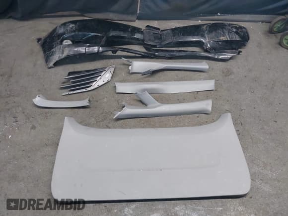 ✅ 2017 Toyota Sienna XLE Auto Access Seat • VIN: 5TDYZ3DC6HS773305 • Lot: 42364773. Listed on IAAI with 58,621 mi. Free auction sales archive from the USA and detailed vehicle history report at DreamBid. Image 12.