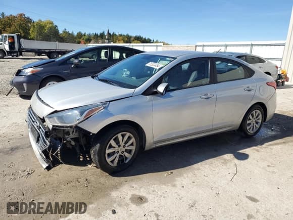 ✅ 2020 Hyundai Accent SE • VIN: 3KPC24A64LE103385 • Лот: 75533454. Опубликован ранее на Copart с пробегом 122 743 миль. Бесплатный доступ к архиву аукционных продаж из США и подробный отчёт об истории автомобиля на DreamBid. Изображение 1.