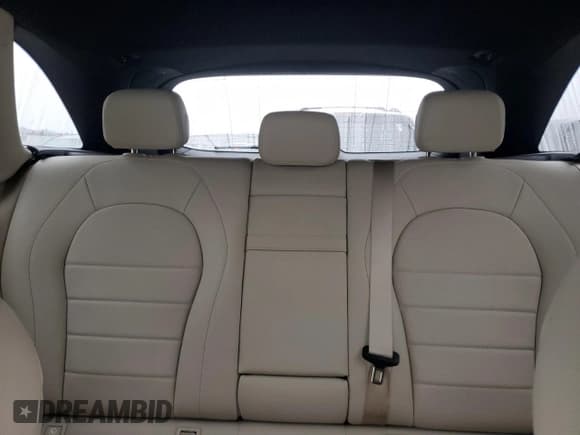 ✅ 2018 Mercedes-Benz GLC 300 • VIN: WDC0G4JB3JV049579 • Lot: 89460555. Listed on Copart with 46,840 mi. Free auction sales archive from the USA and detailed vehicle history report at DreamBid. Image 10.