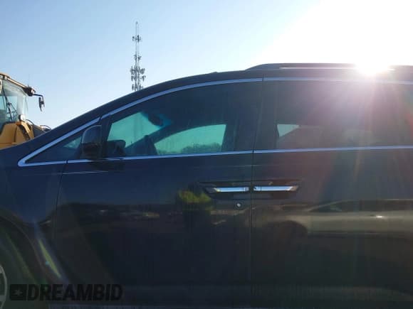 ✅ 2011 Honda Odyssey EX-L • VIN: 5FNRL5H65BB013495 • Lot: 43753224. Wystawiony na IAAI z przebiegiem 140 660 mil. Bezpłatny archiwum sprzedaży aukcyjnych z USA i szczegółowy raport historii pojazdu na DreamBid. Zdjęcie 14.