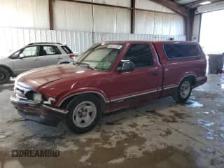 1995 Chevrolet S-10 with VIN 1GCCS1448SK163433, listed as a Copart auction lot 86222225 with 59,638 mi miles and Salvage title. Bid and sale history available at DreamBid. Image 1.