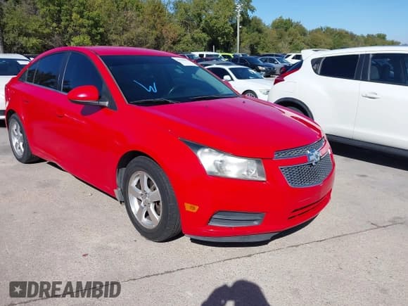 ✅ 2014 Chevrolet Cruze 1LT • VIN: 1G1PC5SB5E7174994 • Лот: 43580694. Опубликован ранее на IAAI с пробегом 189 071 миль. Бесплатный доступ к архиву аукционных продаж из США и подробный отчёт об истории автомобиля на DreamBid. Изображение 1.