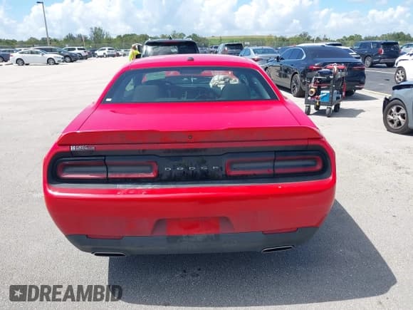 ✅ 2022 Dodge Challenger GT • VIN: 2C3CDZJG0NH249519 • Lot: 43356151. Wystawiony na IAAI z przebiegiem 66 906 mil. Bezpłatny archiwum sprzedaży aukcyjnych z USA i szczegółowy raport historii pojazdu na DreamBid. Zdjęcie 17.