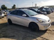 ✅ 2013 Hyundai Accent GLS • VIN: KMHCT4AE5DU317885 • Лот: 70924114. Опубликован ранее на Copart с пробегом 145 974 миль. Бесплатный доступ к архиву аукционных продаж из США и подробный отчёт об истории автомобиля на DreamBid. Изображение 4.