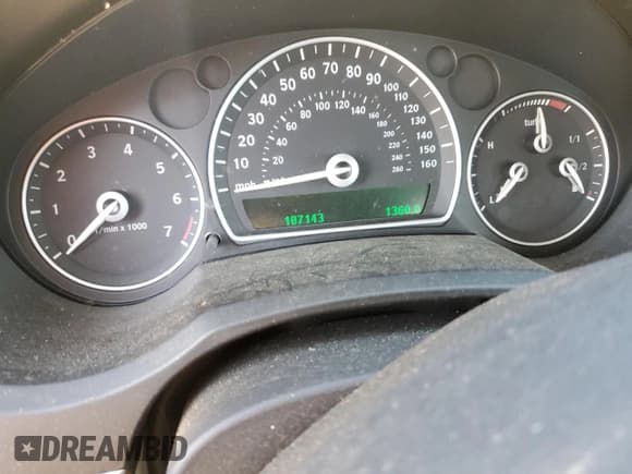 ✅ 2008 Saab 9-3 • VIN: YS3FB79Y686005890 • Lot: 77331064. Wystawiony na Copart z przebiegiem 187 143 mil. Bezpłatny archiwum sprzedaży aukcyjnych z USA i szczegółowy raport historii pojazdu na DreamBid. Zdjęcie 9.