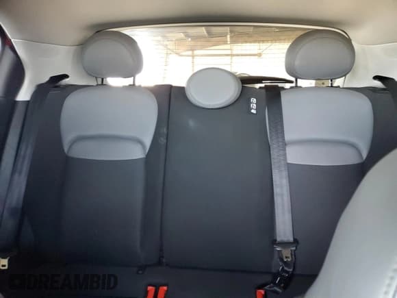 ✅ 2016 FIAT 500X Easy • VIN: ZFBCFYBT2GP340983 • Lot: 71697325. Listed on Copart with 81,093 mi. Free auction sales archive from the USA and detailed vehicle history report at DreamBid. Image 10.