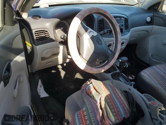 ✅ 2009 Hyundai Accent Auto GLS • VIN: KMHCN46C79U381998 • Лот: 80430304. Опубликован ранее на Copart с пробегом 184 277 миль. Бесплатный доступ к архиву аукционных продаж из США и подробный отчёт об истории автомобиля на DreamBid. Изображение 8.