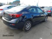 ✅ 2017 Mazda 3 Sport • VIN: JM1BN1U75H1131387 • Lot: 43571617. Wystawiony na IAAI z przebiegiem 69 690 mil. Bezpłatny archiwum sprzedaży aukcyjnych z USA i szczegółowy raport historii pojazdu na DreamBid. Zdjęcie 4.