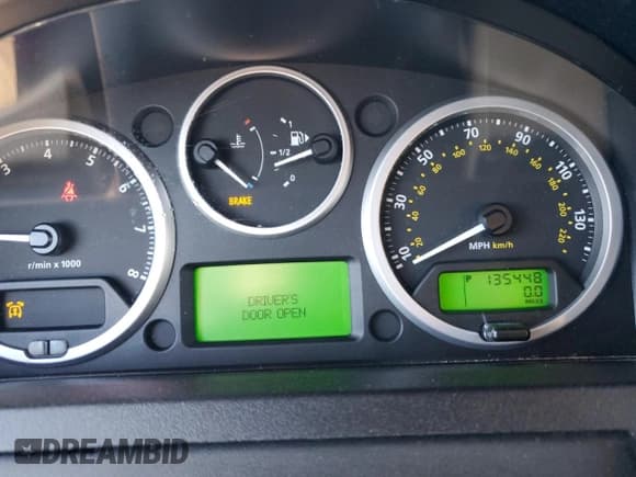 ✅ 2007 Land Rover LR3 HSE • VIN: SALAG25427A439284 • Lot: 86602944. Wystawiony na Copart z przebiegiem 135 448 mil. Bezpłatny archiwum sprzedaży aukcyjnych z USA i szczegółowy raport historii pojazdu na DreamBid. Zdjęcie 9.