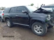 ✅ 2013 Toyota 4Runner Trail • VIN: JTEBU5JR2D5128882 • Lot: 43276008. Wystawiony na IAAI z przebiegiem 261 174 mil. Bezpłatny archiwum sprzedaży aukcyjnych z USA i szczegółowy raport historii pojazdu na DreamBid. Zdjęcie 14.