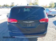 ✅ 2020 Chrysler Pacifica Limited • VIN: 2C4RC1GG1LR246489 • Lot: 43496729. Listed on IAAI with 125,056 mi. Free auction sales archive from the USA and detailed vehicle history report at DreamBid. Image 16.