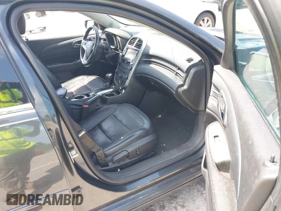 ✅ 2014 Chevrolet Malibu LT • VIN: 1G11G5SX0EF154566 • Lot: 42795444. Listed on IAAI with 42,700 mi. Free auction sales archive from the USA and detailed vehicle history report at DreamBid. Image 5.