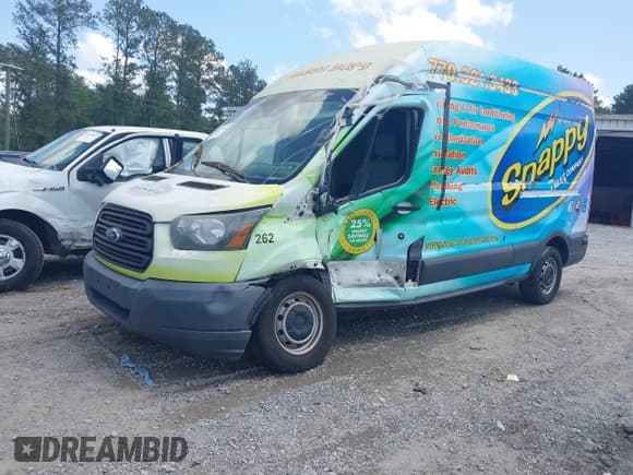 ✅ 2015 Ford Transit Cargo • VIN: 1FTNR2XG6FKA51879 • Lot: 42207467. Wystawiony na IAAI z przebiegiem 204 563 mil. Bezpłatny archiwum sprzedaży aukcyjnych z USA i szczegółowy raport historii pojazdu na DreamBid. Zdjęcie 2.