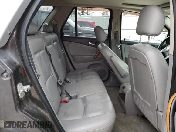 ✅ 2006 Saturn VUE • VIN: 5GZCZ53406S820797 • Lot: 86106804. Wystawiony na Copart z przebiegiem 105 770 mil. Bezpłatny archiwum sprzedaży aukcyjnych z USA i szczegółowy raport historii pojazdu na DreamBid. Zdjęcie 11.