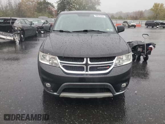 ✅ 2013 Dodge Journey SXT • VIN: 3C4PDCBG5DT530357 • Lot: 90670355. Wystawiony na Copart z przebiegiem 115 815 mil. Bezpłatny archiwum sprzedaży aukcyjnych z USA i szczegółowy raport historii pojazdu na DreamBid. Zdjęcie 5.