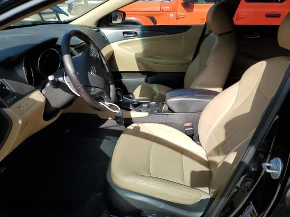 ✅ 2013 Hyundai Sonata Limited • VIN: KMHEC4A48DA080651 • Lot: 69414224. Listed on Copart with 159,335 mi. Free auction sales archive from the USA and detailed vehicle history report at DreamBid. Image 7.