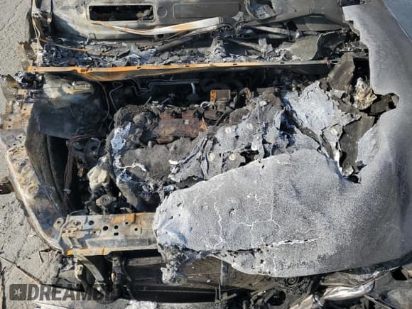 ✅ 2023 Toyota Highlander Hybrid Platinum • VIN: 5TDFARAH4PS017407 • Lot: 86089374. Listed on Copart with Not provided. Free auction sales archive from the USA and detailed vehicle history report at DreamBid. Image 12.