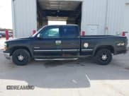 ✅ 2000 Chevrolet Silverado 1500 • VIN: 1GCEK19V8YE364816 • Lot: 43410219. Wystawiony na IAAI z przebiegiem 199 597 mil. Bezpłatny archiwum sprzedaży aukcyjnych z USA i szczegółowy raport historii pojazdu na DreamBid. Zdjęcie 15.