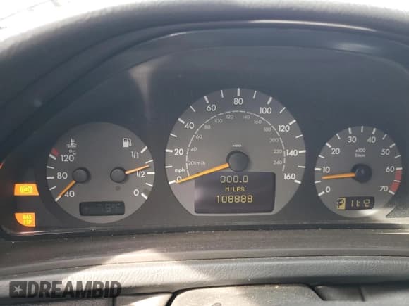 ✅ 2003 Mercedes-Benz CLK 430 • VIN: WDBLK70G93T132043 • Lot: 46637995. Listed on Copart with 108,888 mi. Free auction sales archive from the USA and detailed vehicle history report at DreamBid. Image 9.