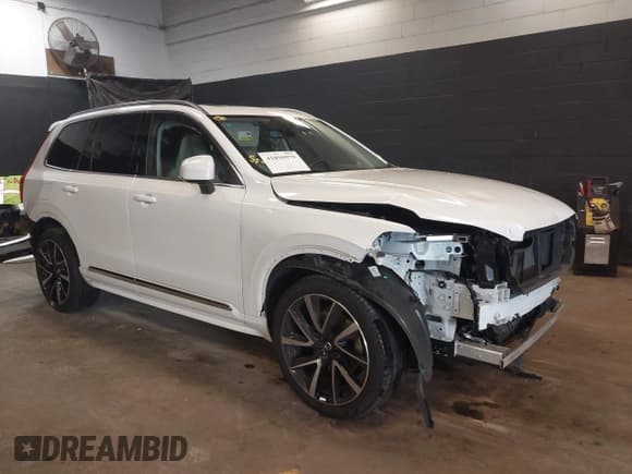 ✅ 2023 Volvo XC90 Plus • VIN: YV4062PN1P1985051 • Лот: 41890979. Опубликован ранее на IAAI с пробегом 60 922 миль. Бесплатный доступ к архиву аукционных продаж из США и подробный отчёт об истории автомобиля на DreamBid. Изображение 1.