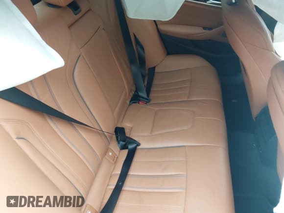 ✅ 2021 BMW 5 Series 540i xDrive • VIN: WBA73BJ0XMWX06571 • Lot: 42169757. Listed on IAAI with 62,013 mi. Free auction sales archive from the USA and detailed vehicle history report at DreamBid. Image 8.
