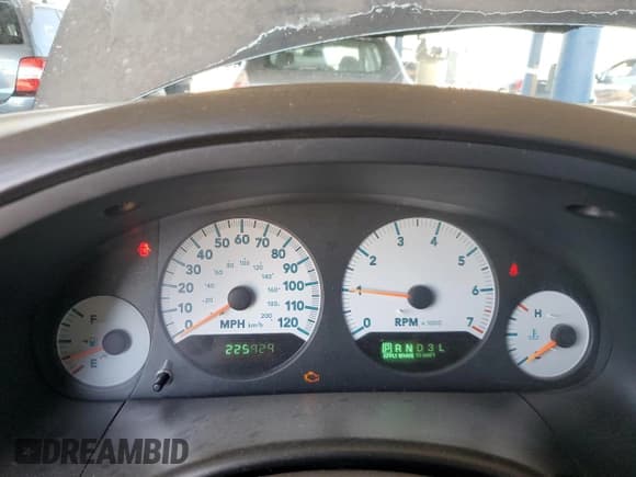 ✅ 2007 Dodge Grand Caravan SXT • VIN: 2D4GP44L77R105935 • Lot: 70229015. Wystawiony na Copart z przebiegiem 225 929 mil. Bezpłatny archiwum sprzedaży aukcyjnych z USA i szczegółowy raport historii pojazdu na DreamBid. Zdjęcie 9.