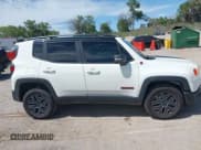 ✅ 2018 Jeep Renegade Trailhawk • VIN: ZACCJBCB8JPG81538 • Lot: 42813492. Listed on IAAI with 69,651 mi. Free auction sales archive from the USA and detailed vehicle history report at DreamBid. Image 13.