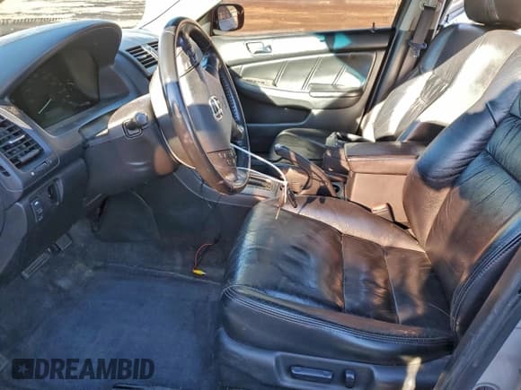 ✅ 2006 Honda Accord EX-L • VIN: 1HGCM56816A041074 • Lot: 96804475. Listed on Copart with 213,827 mi. Free auction sales archive from the USA and detailed vehicle history report at DreamBid. Image 7.