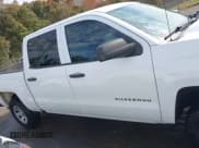 ✅ 2018 Chevrolet Silverado 1500 Work Truck • VIN: 3GCUKNEC0JG641772 • Лот: 41847287. Опубликован ранее на IAAI с пробегом 268 937 миль. Бесплатный доступ к архиву аукционных продаж из США и подробный отчёт об истории автомобиля на DreamBid. Изображение 13.