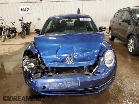 ✅ 2013 Volkswagen Beetle Turbo • VIN: 3VWV67AT7DM617210 • Lot: 85787734. Listed on Copart with 140,852 mi. Free auction sales archive from the USA and detailed vehicle history report at DreamBid. Image 5.