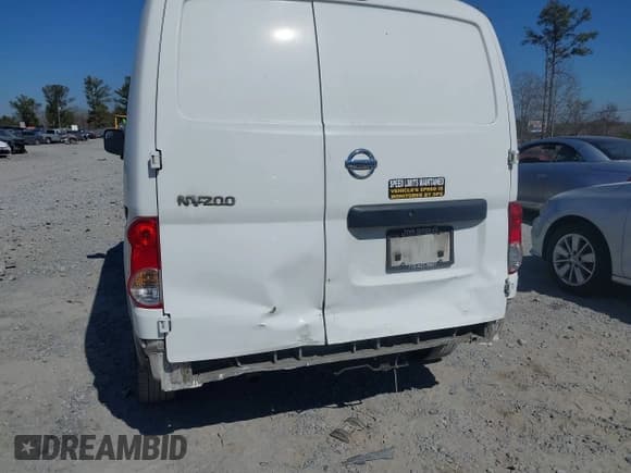 ✅ 2015 Nissan NV200 S • VIN: 3N6CM0KN5FK731192 • Лот: 41653153. Опубликован ранее на IAAI с пробегом 418 407 миль. Бесплатный доступ к архиву аукционных продаж из США и подробный отчёт об истории автомобиля на DreamBid. Изображение 6.