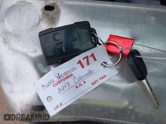 ✅ 2017 Chevrolet Colorado 2WD LT • VIN: 1GCHSCEN3H1196153 • Lot: 41805652. Listed on IAAI with 343,880 mi. Free auction sales archive from the USA and detailed vehicle history report at DreamBid. Image 11.